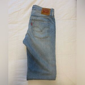 Levi’s 501 Tapered Jean